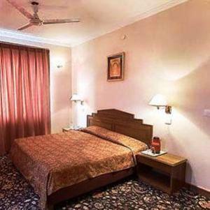 Quality Inn Himdev Shimla Room photo